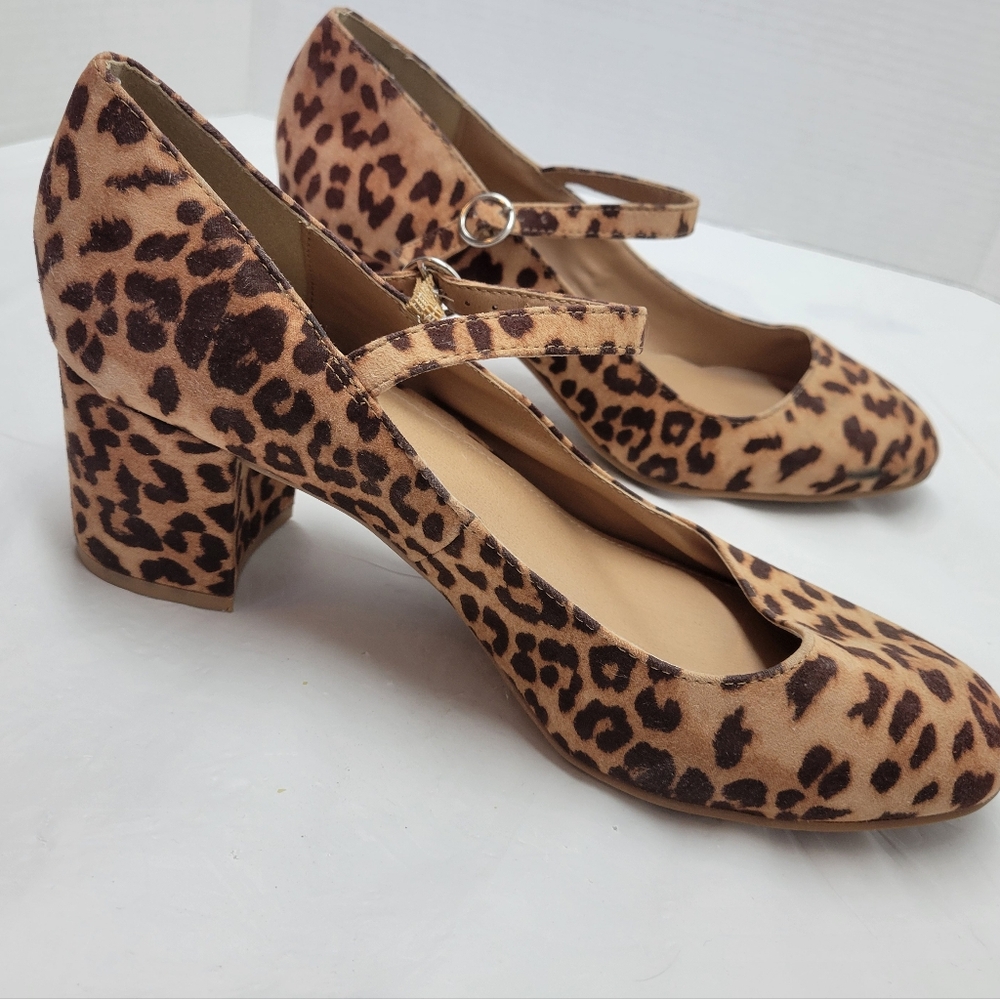 Torrid animal print pumps 11W